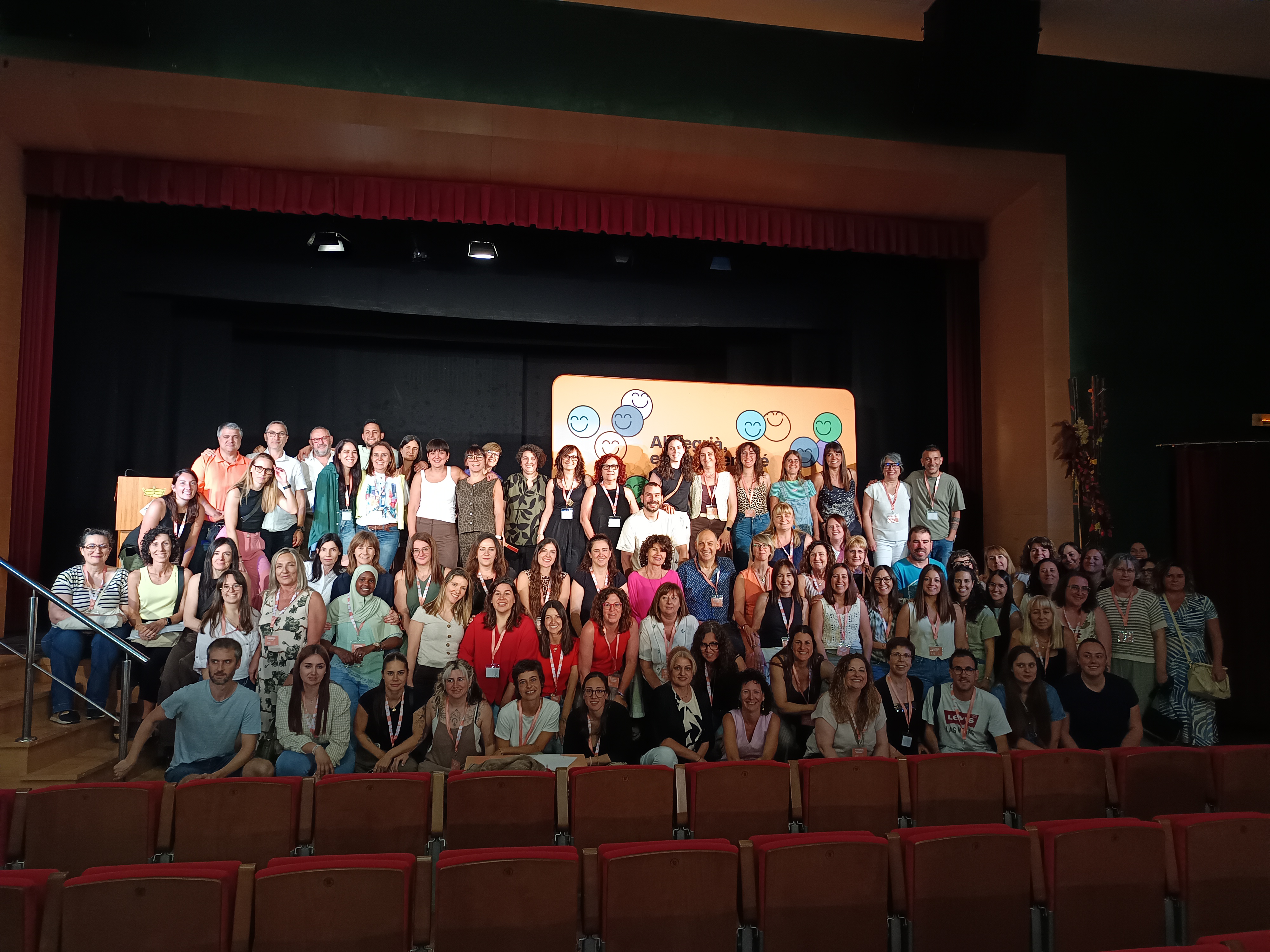 Els professionals de Serveis Socials amb Masot, Miró i Ribes