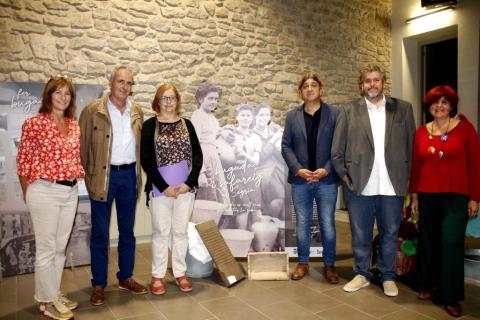 La inauguració de la mostra ha anat a càrrec del president del Consell Comarcal, David Masot; el vicepresident primer, Toni Bosch; la directora dels Serveis territorials d’Igualtat i Feminismes, Elena Fuses; i l’alcalde de Torrebesses, Mario Urrea.