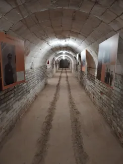 Aeròdrom militar d'Alfés.