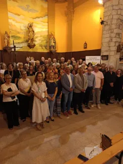 Ple a l’esglèsia de Benavent de Segrià amb tres corals d’Alcarràs, Almacelles i Torrefarrera