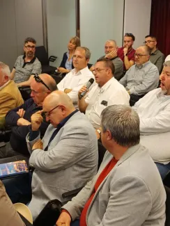 L'alcalde de Seròs, Josep Antoni Romia, en una de les seves intervencions