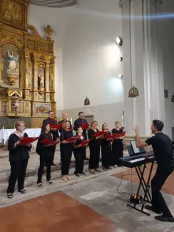 La Coral Cordeveus de Corbins, dirigida per Màxim Solanes