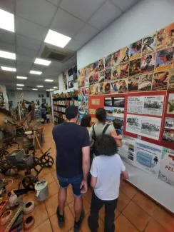 Obres d’art i el tanc T-26, units per recordar la memòria històrica de Vilanova de la Barca