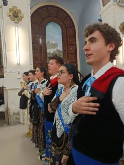 Cantant "Els Segadors"