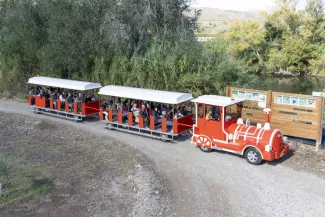 Masot assisteix a la primera edició de la Fira de Natura i Pesca Aiguabarreig Segre-Cinca