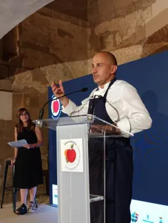 La primera Gala “Segrià, Terra de Bons Productes” ret homenatge als productors agroalimentaris al monestir d’Avinganya