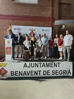Més de 300 persones a les Sardanes a la fresca de Benavent de Segrià amb la Bellpuig Cobla