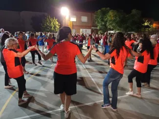 Més de 300 persones a les Sardanes a la fresca de Benavent de Segrià amb la Bellpuig Cobla