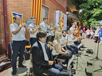 Més de 300 persones a les Sardanes a la fresca de Benavent de Segrià amb la Bellpuig Cobla