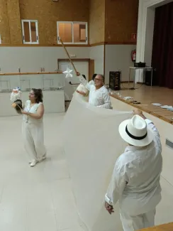 El muntatge teatral inclusiu “Compta amb mi” rep una emocionada acollida a Sarroca de Lleida