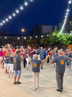 Ballada de més de 230 sardanistes a Soses amb la Cobla Vents de Riella