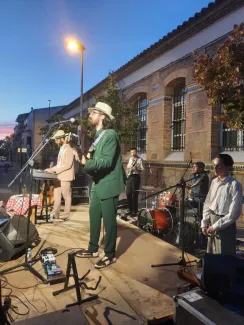 Més de 100 persones al concert d’Espai Dual a l’Escola Els Til·lers d’Artesa de Lleida