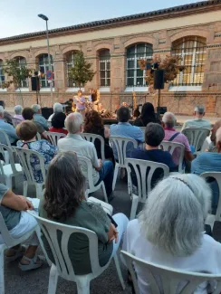 Més de 100 persones al concert d’Espai Dual a l’Escola Els Til·lers d’Artesa de Lleida