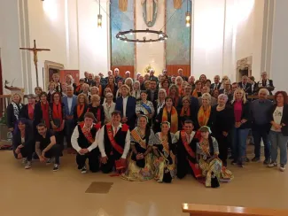 Les tres corals, autoritats i pubillatge en acabar el concert