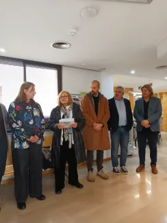 Carme Romia ha llegit el seu poema "La màgia del foc"