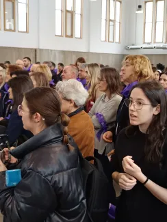 Un moment de l'acte de commemoració del 8-M