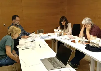 El jurat en la seva deliberació final a la seu del Consell