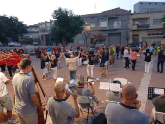Les Sardanes a la fresca es van fer a la plaça de la Sardana