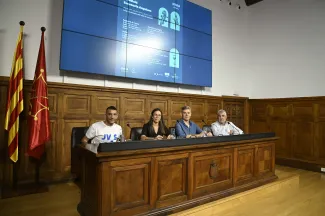Un moment de la roda de premsa a l'IEI