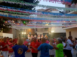 Sardanes a La Granja d'Escarp